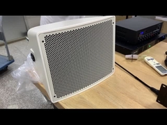 マトリックスのアンプが付いているアンプおよびスピーカー力のミキサー