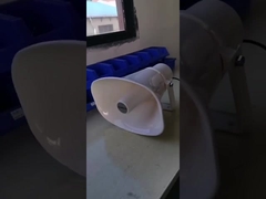 IP POEの角のスピーカー